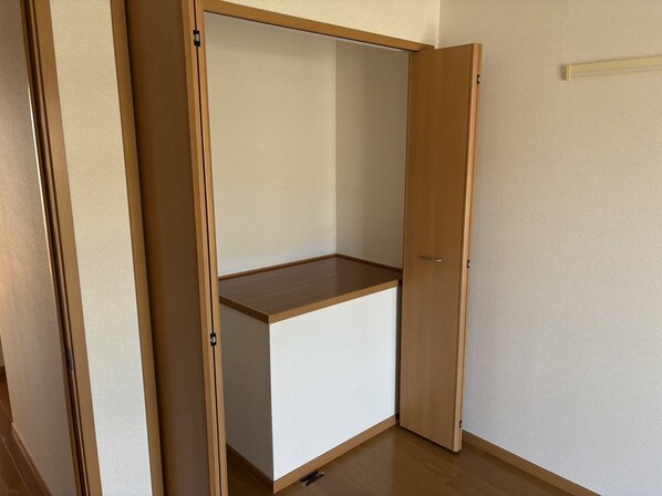 ヴィラ・ポポラーレⅠの物件内観写真